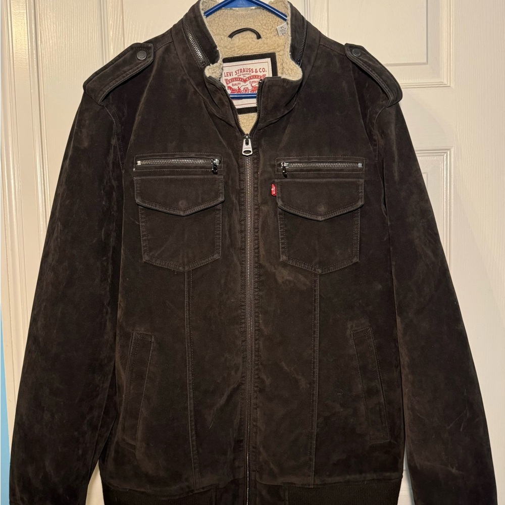 Brown Levi's Sherpa lined jacket #streetwear